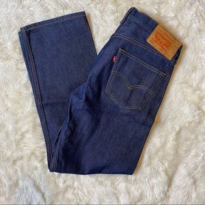 *Sold* Levi’s jeans